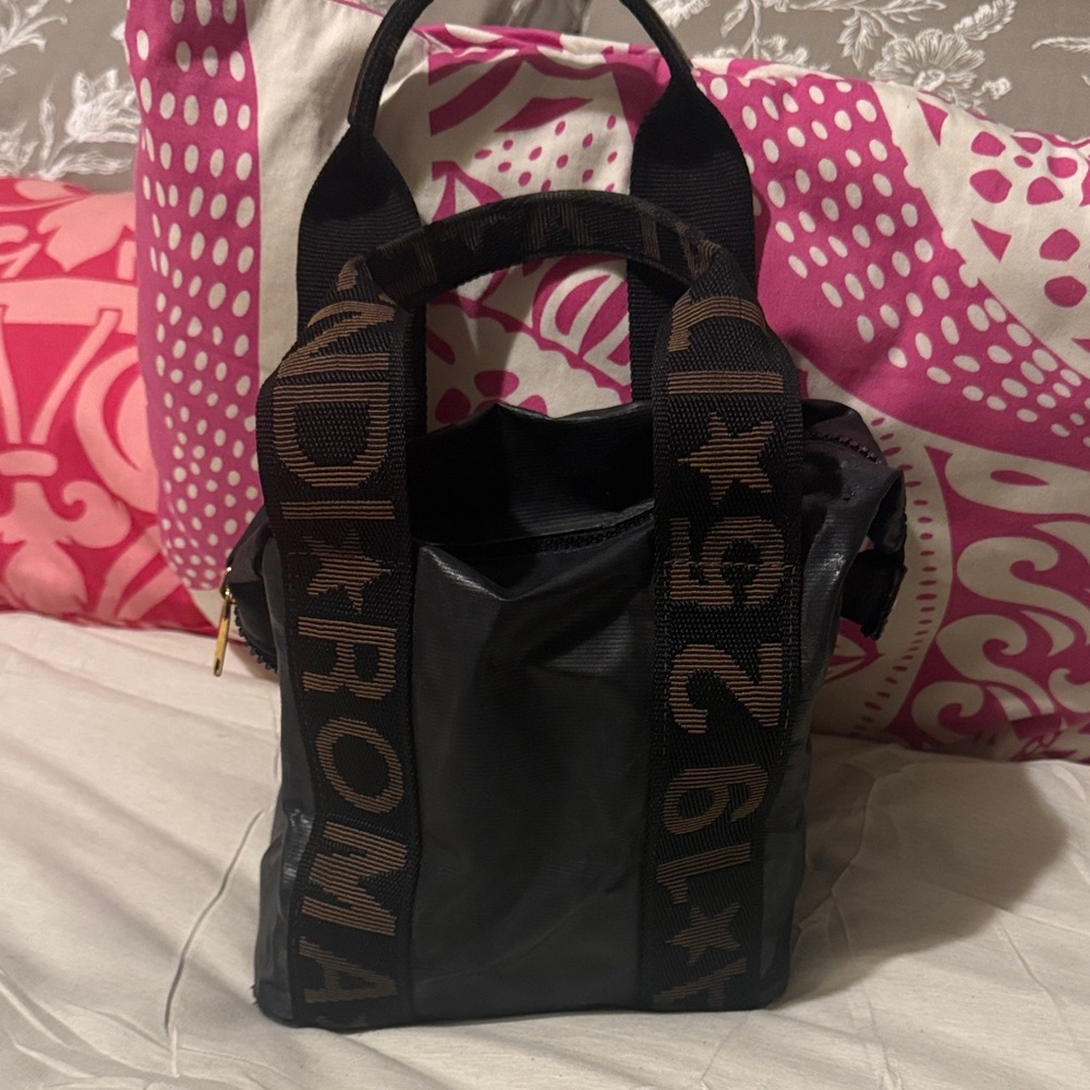 Painted FENDI Roma Nylon Tote Bag Black Rare - Picture 14 of 14